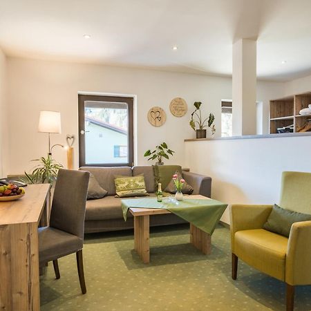 אייזנברג Landhotel Gockelwirt מראה חיצוני תמונה