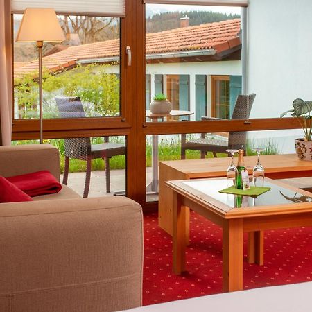 אייזנברג Landhotel Gockelwirt מראה חיצוני תמונה