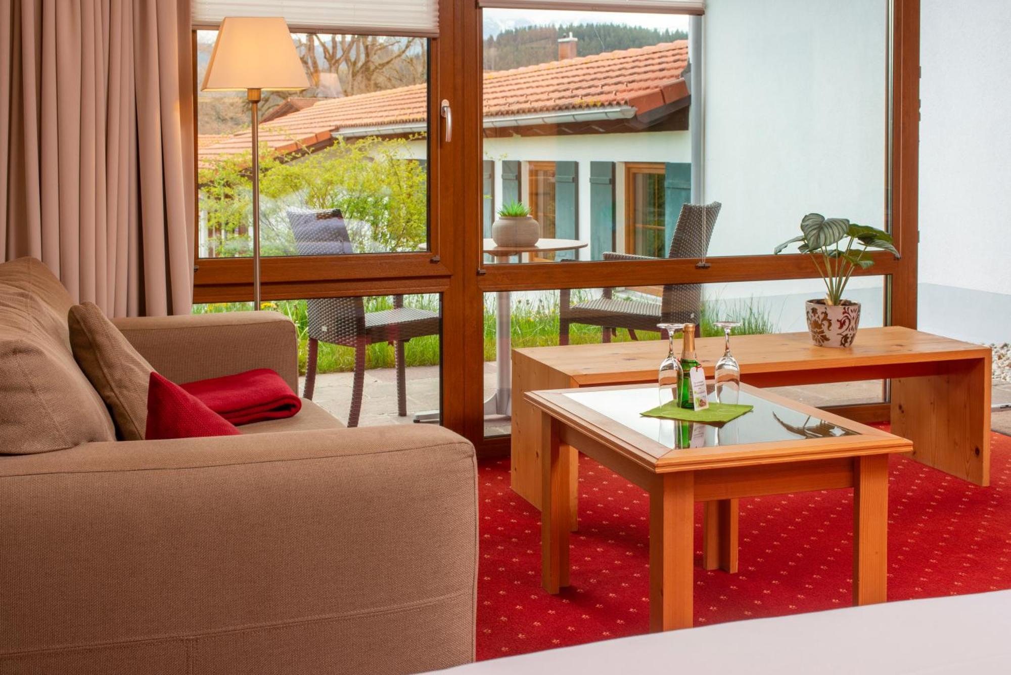 אייזנברג Landhotel Gockelwirt מראה חיצוני תמונה