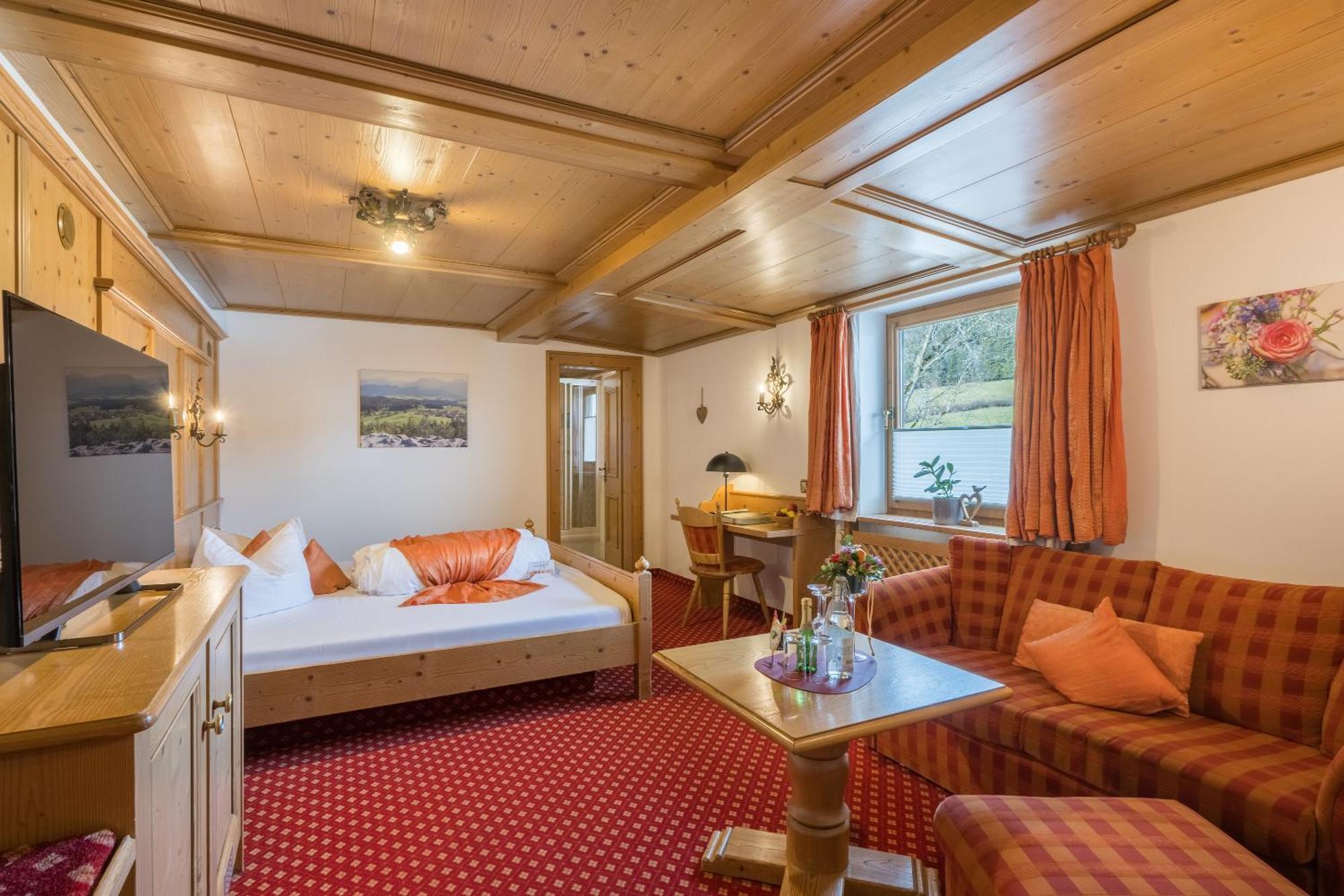 אייזנברג Landhotel Gockelwirt מראה חיצוני תמונה