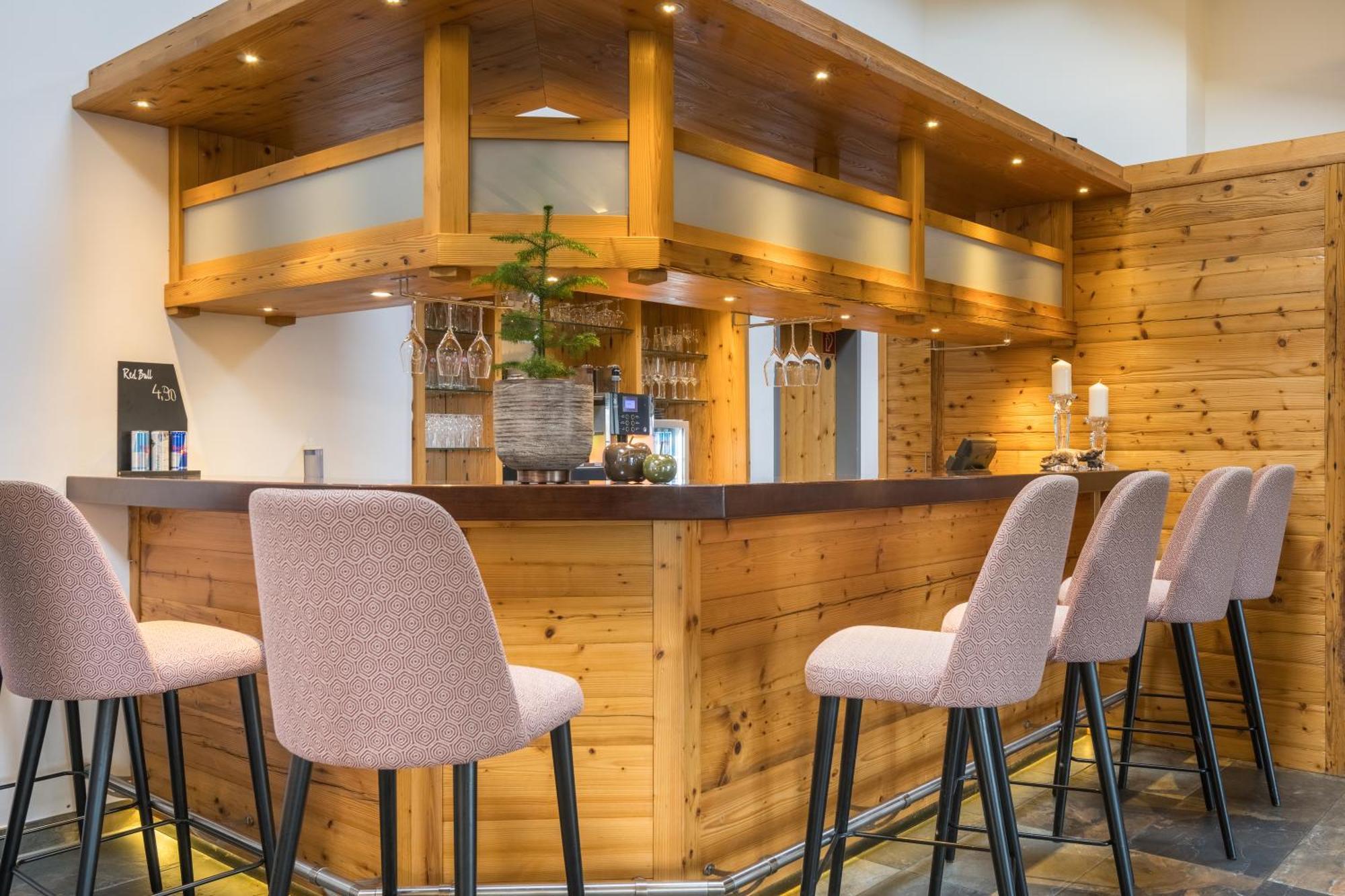 אייזנברג Landhotel Gockelwirt מראה חיצוני תמונה