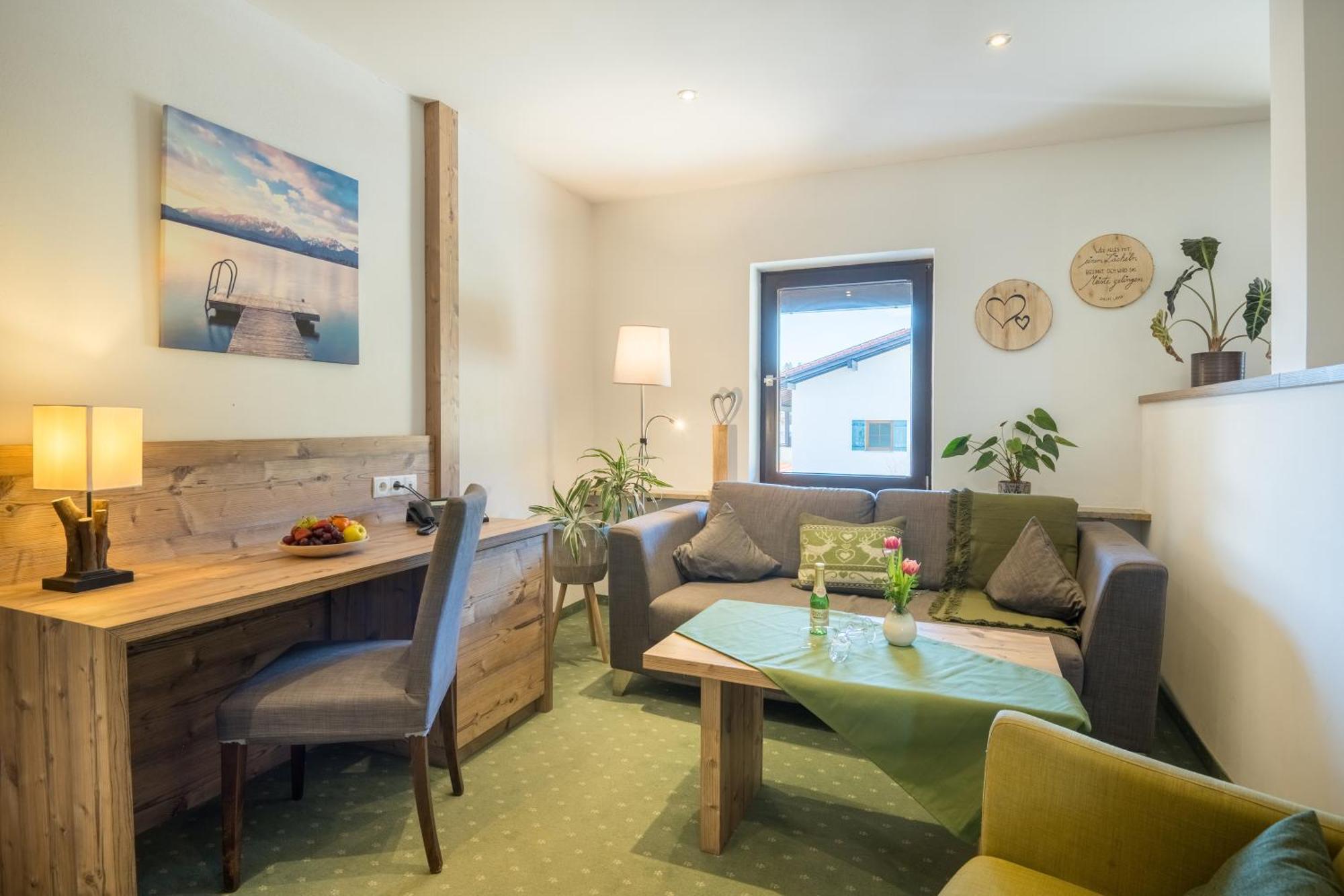 אייזנברג Landhotel Gockelwirt מראה חיצוני תמונה