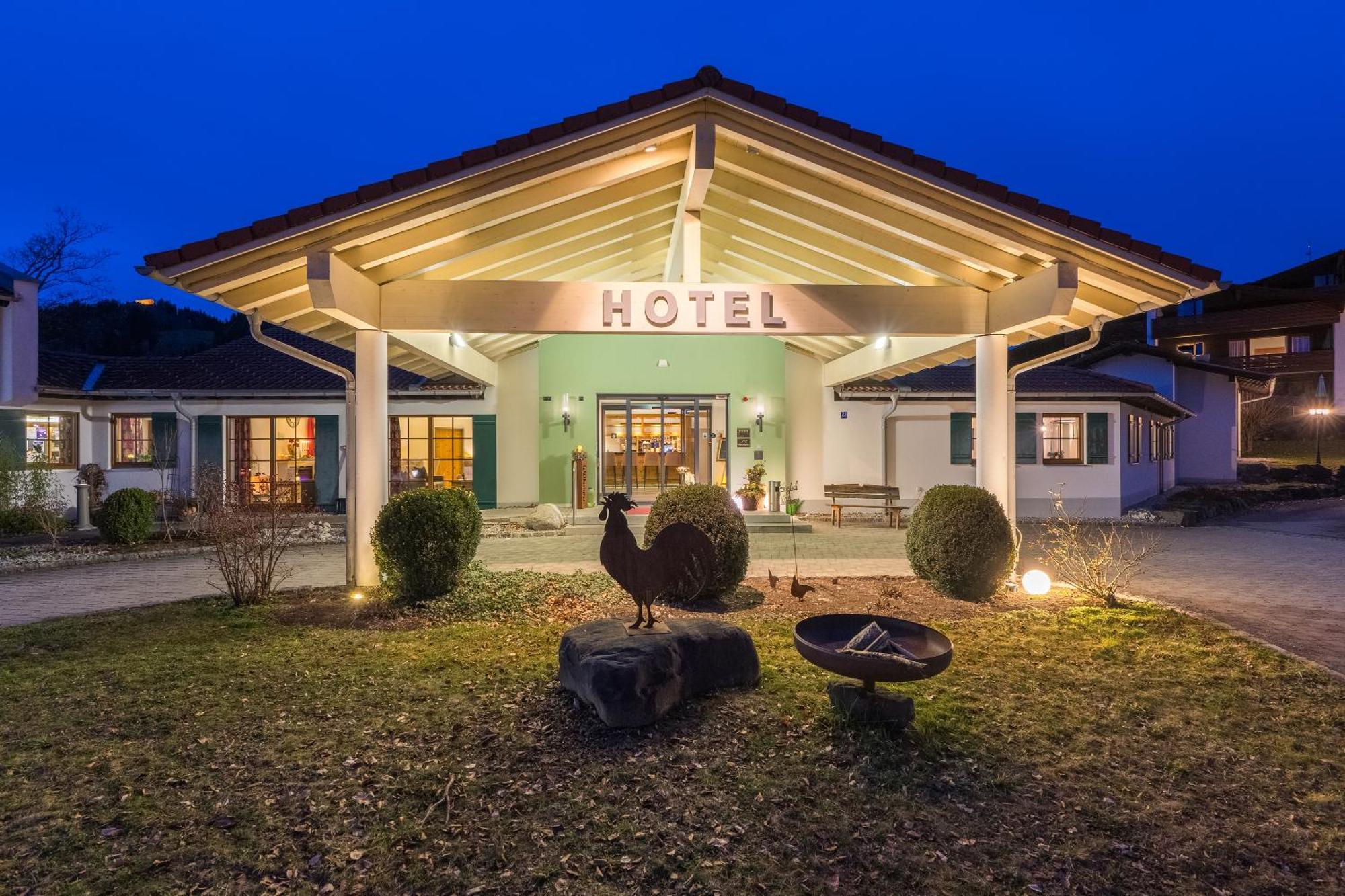 אייזנברג Landhotel Gockelwirt מראה חיצוני תמונה
